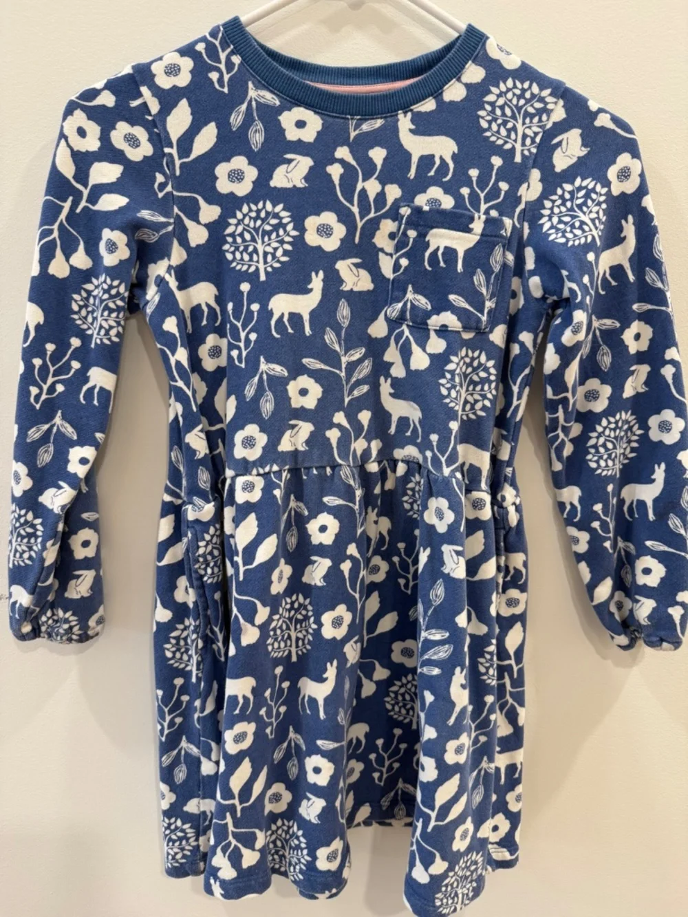 Mini Boden - Blue & White Woodland Floral Minna Sweatshirt Dress, Size 8-9y